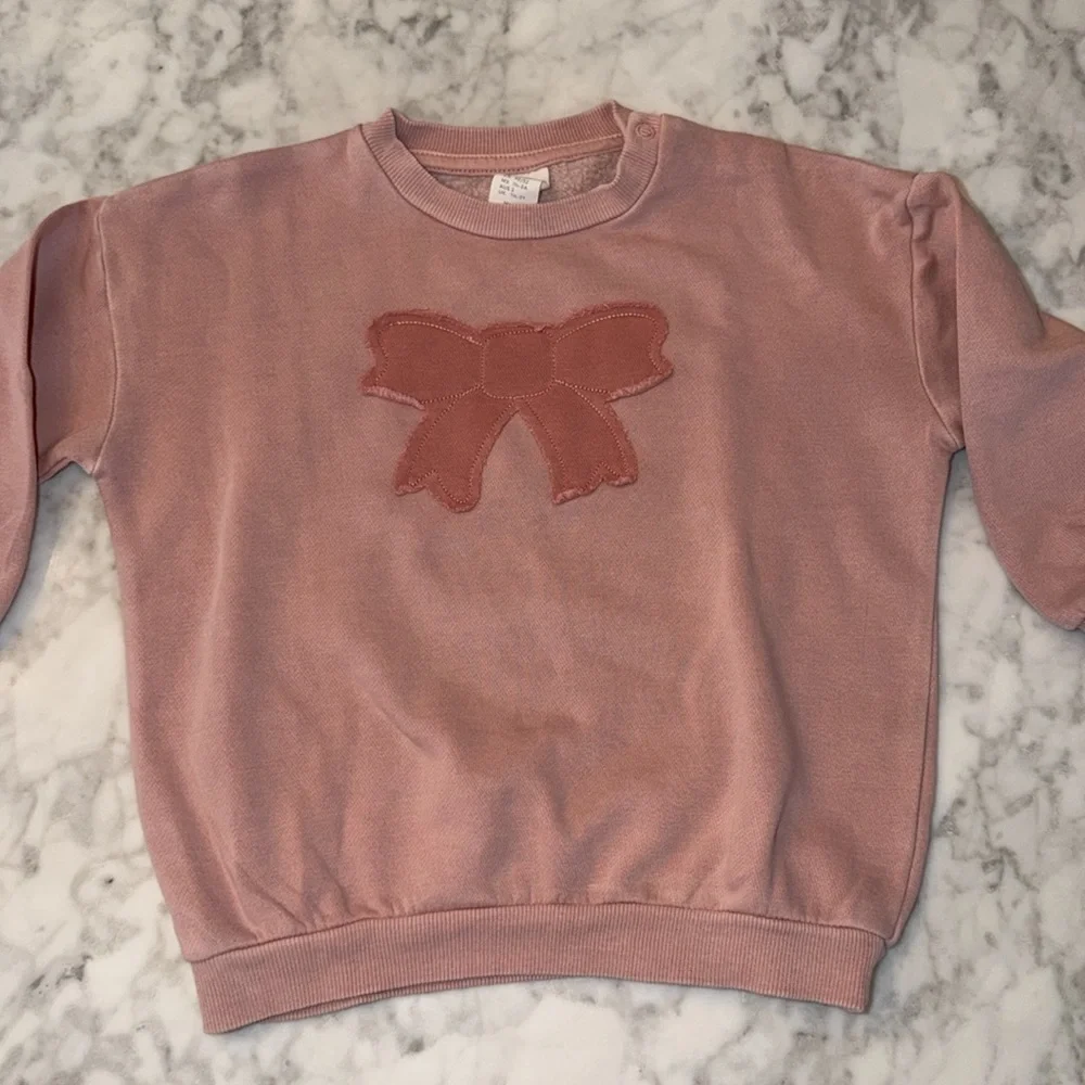 H&M adorable sweatshirts